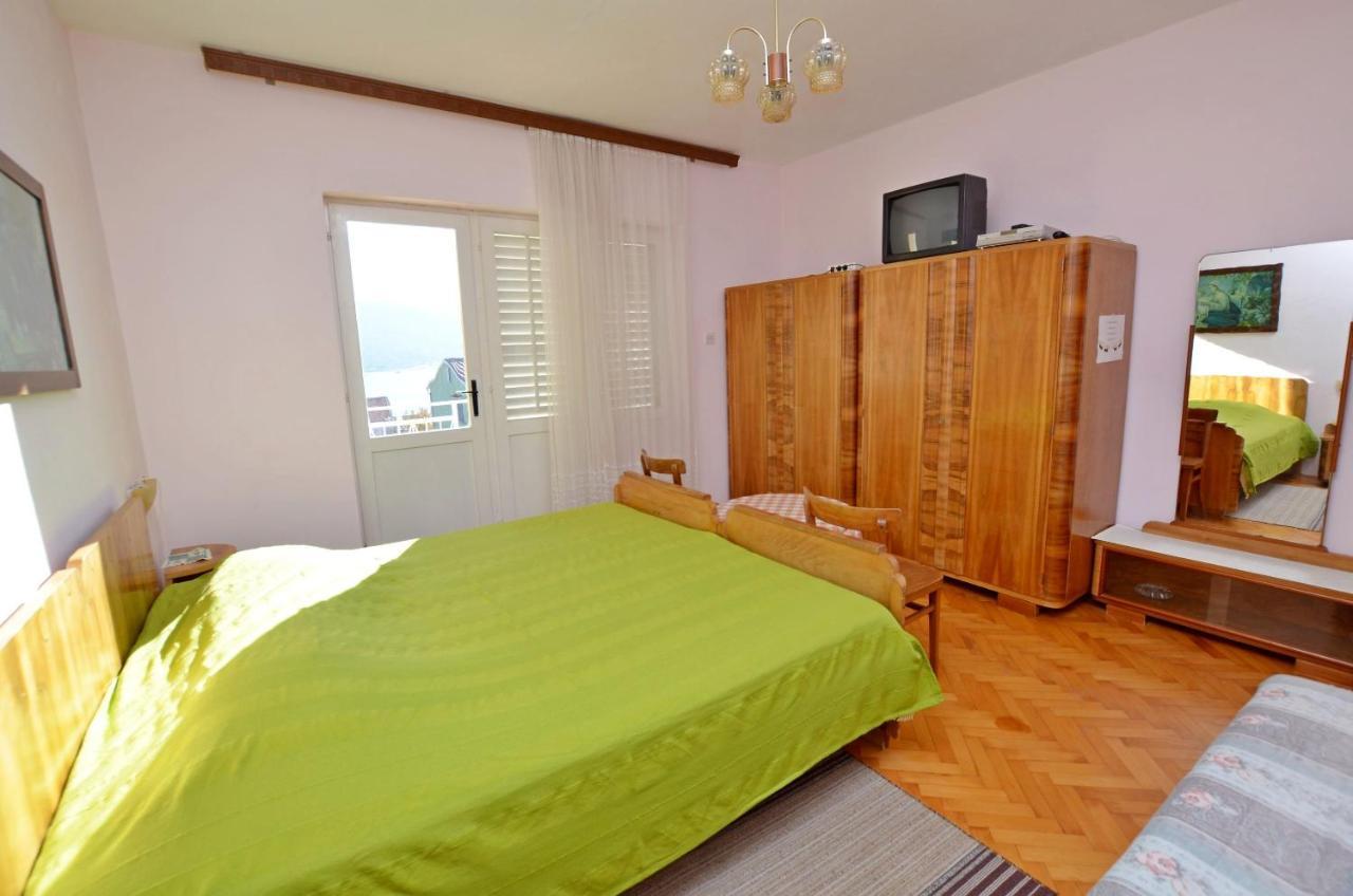Apartment Anton Cres Extérieur photo